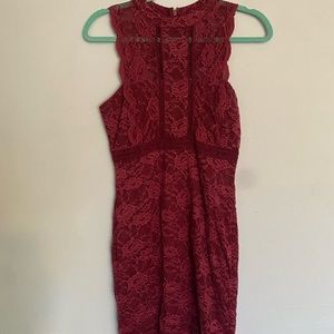 Brand Liberty Love. Color maroon with floral lace. Size Medium